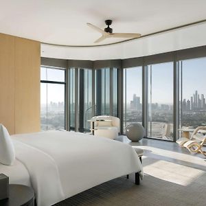 Zimmer mit Kingsize-Bett