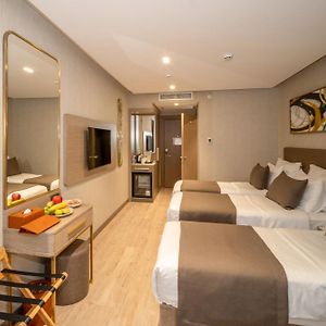 Dreibettzimmer