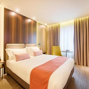 Standard Zimmer mit Kingsize-Bett