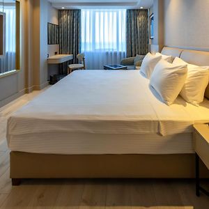 Standard Zimmer mit Kingsize-Bett