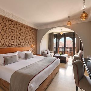Deluxe Zimmer mit Kingsize-Bett