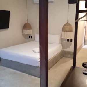 Standard Zimmer mit Kingsize-Bett