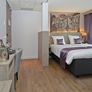 Zimmer mit zwei Einzelbetten