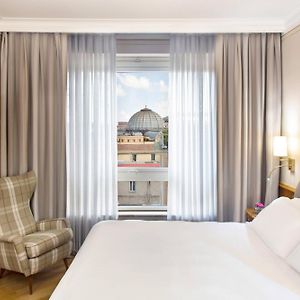 Deluxe Zimmer mit Kingsize-Bett