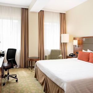 Comfort Zimmer mit Kingsize-Bett