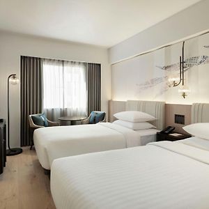 Zimmer mit zwei Einzelbetten
