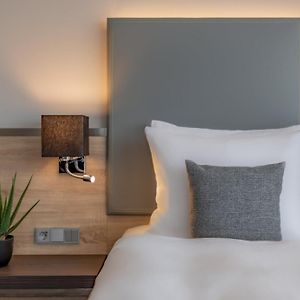 Standard Zimmer mit Queensize-Bett für Gäste mit Behinderungen