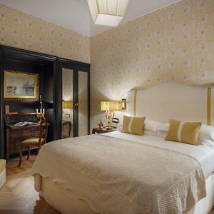 Superior Zimmer mit Kingsize-Bett
