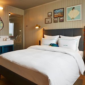 Standard Zimmer mit Kingsize-Bett