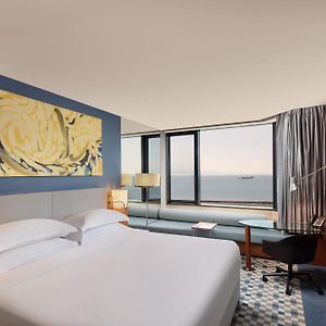 Deluxe Zimmer mit Kingsize-Bett