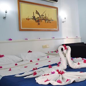 Standard Zimmer mit Kingsize-Bett