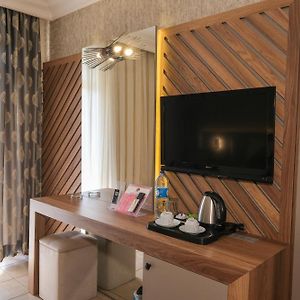 Standard Zimmer mit Kingsize-Bett