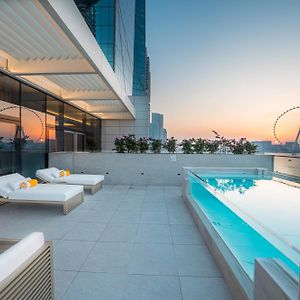 Pool Suite