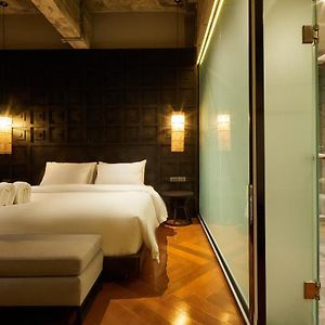 Standard Zimmer mit Kingsize-Bett
