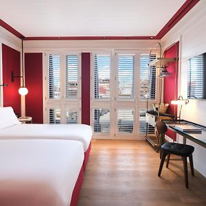 Standard Zimmer mit Kingsize-Bett