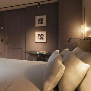 Standard Zimmer mit Kingsize-Bett