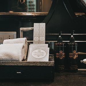 Deluxe Zimmer mit Kingsize-Bett