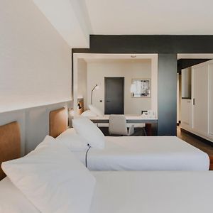 Dreibettzimmer