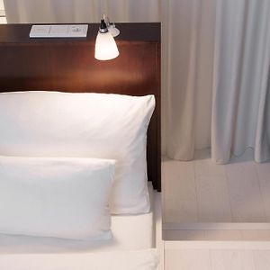 Zimmer mit Kingsize-Bett