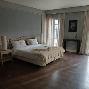 Deluxe Zimmer mit Kingsize-Bett