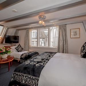 Dreibettzimmer