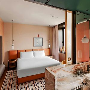 Superior Zimmer mit Kingsize-Bett