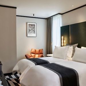 Standard Zimmer mit zwei Einzelbetten