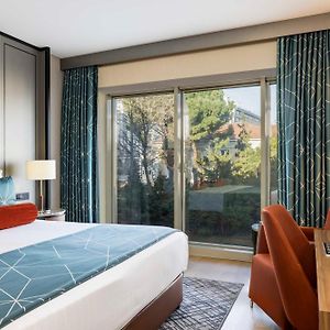 Deluxe Zimmer mit Kingsize-Bett