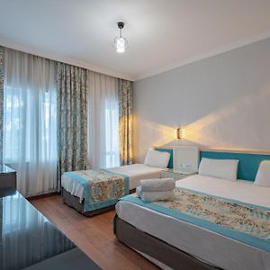 Standard Zimmer mit Kingsize-Bett