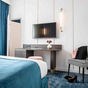 Angrenzendes Zimmer