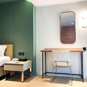 Zimmer mit zwei Einzelbetten