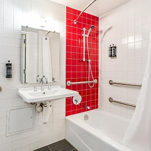 Standard Doppelzimmer für Gäste mit Behinderungen