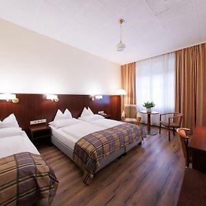 Dreibettzimmer