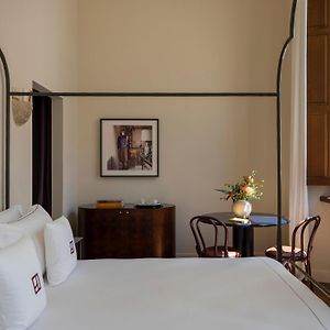 Superior Zimmer mit Kingsize-Bett