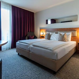 Standard Zimmer mit zwei Einzelbetten