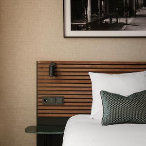 Zimmer mit Kingsize-Bett Erdgeschoss