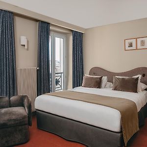 Deluxe Zimmer mit Kingsize-Bett