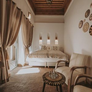 Superior Zimmer mit Kingsize-Bett