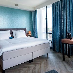 Wellness Zimmer mit Kingsize-Bett