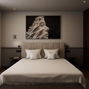 Zimmer mit Flussblick