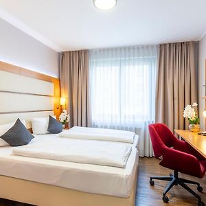 Comfort Zimmer mit Kingsize-Bett