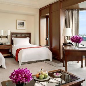 Grand Deluxe Zimmer mit zwei Einzelbetten