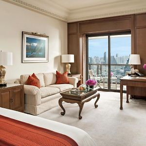 Grand Deluxe Zimmer mit Kingsize-Bett