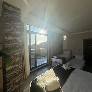 Dreibettzimmer