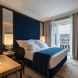 Superior Zimmer mit Kingsize-Bett