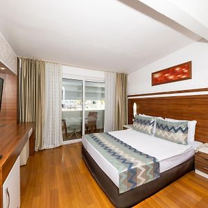 Standard Zimmer mit Kingsize-Bett