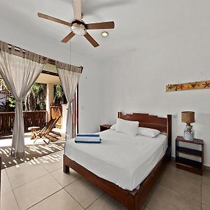 Zimmer mit Queensize-Bett