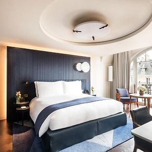 Deluxe Zimmer mit Kingsize-Bett