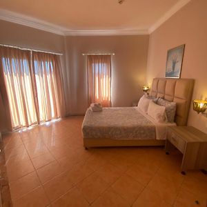 Deluxe Zimmer mit Kingsize-Bett