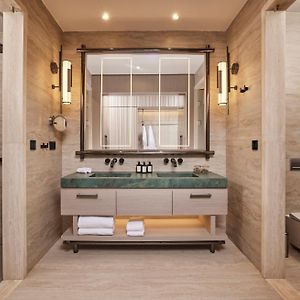 Deluxe Zimmer mit Kingsize-Bett